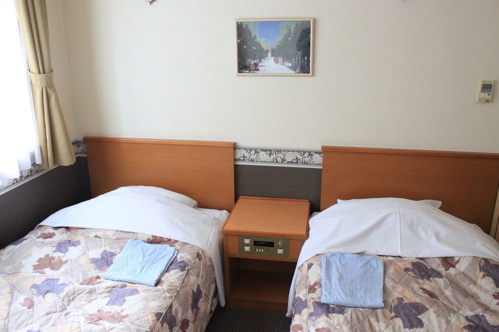 Hotel Business Ekimae 2*